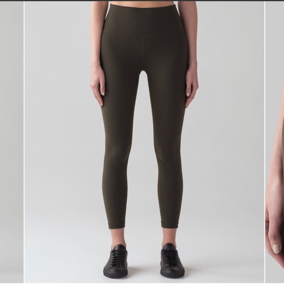 lululemon athletica Pants - Lululemon Wunder Under High Rise 7/8 Tight